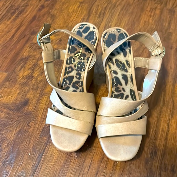 Jessica Simpson wedges - Picture 1 of 2